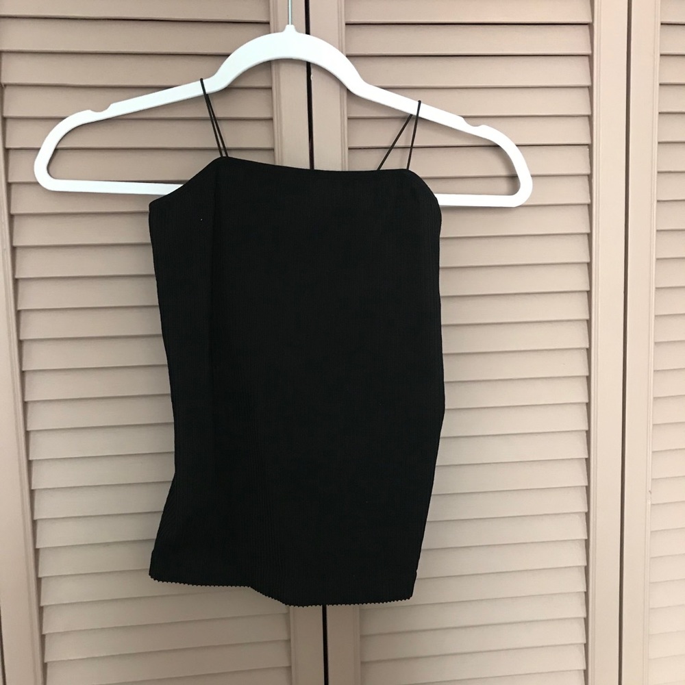 Black ribbed bungee tank top